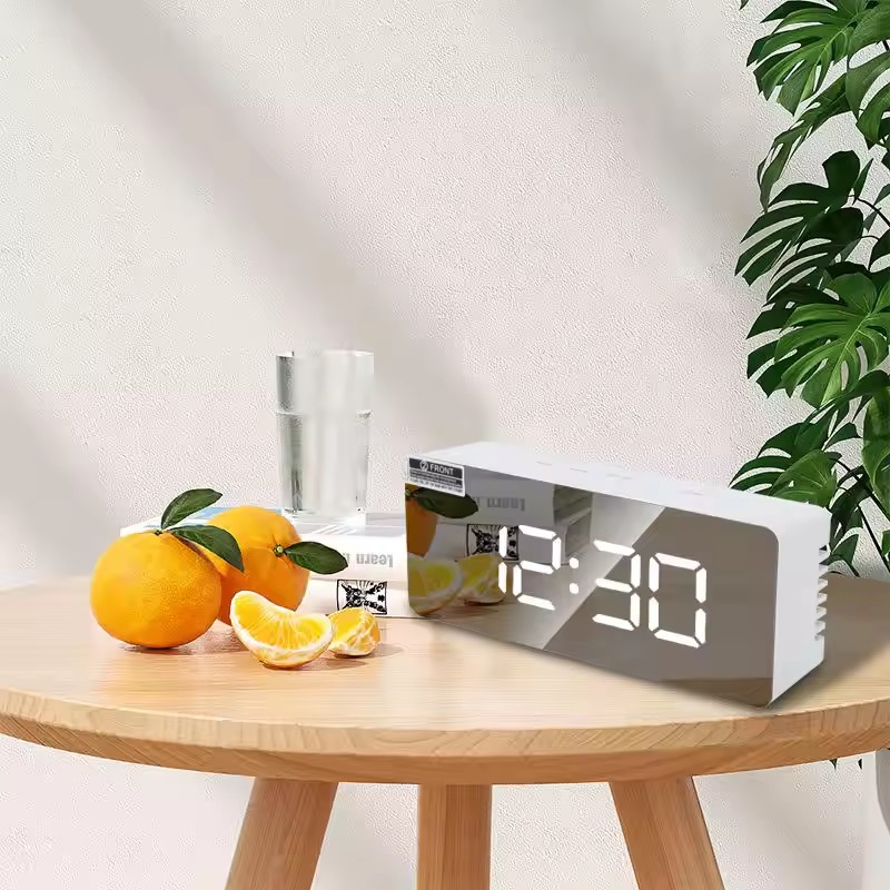 1 قطعة ساعة رقمية بيضاء LED مر - مراجعة Smart Home Retrofit وسعره